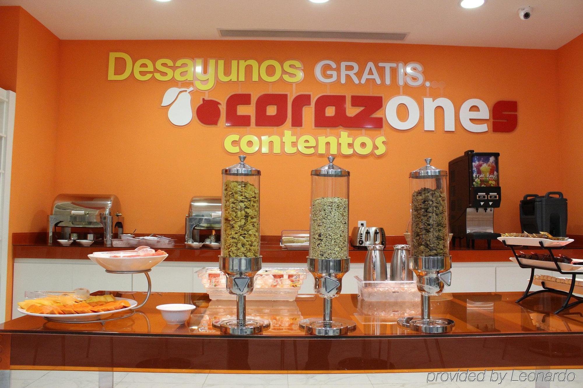 Hotel One Guadalajara Tapatio Tlaquepaque Restaurant foto